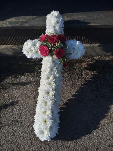 Large White Cross, Red Roses