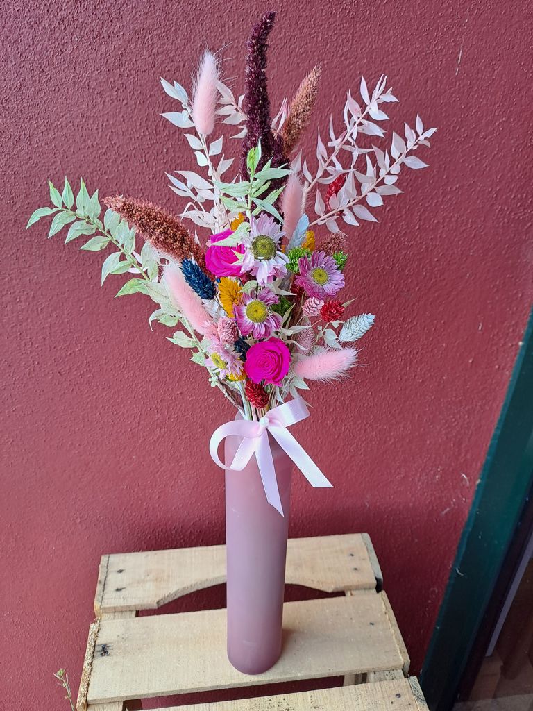 Dried floral arrangement